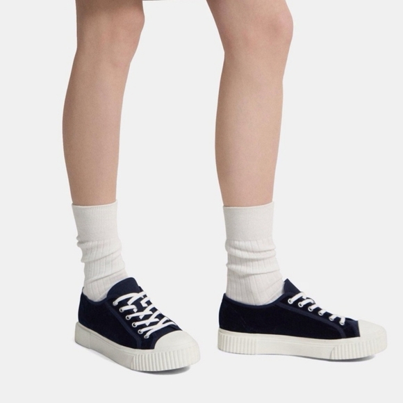 Theory Project Low Top Velvet Platform Sneaker Midnight Blue US 9 EU39 NWOT - Picture 2 of 15